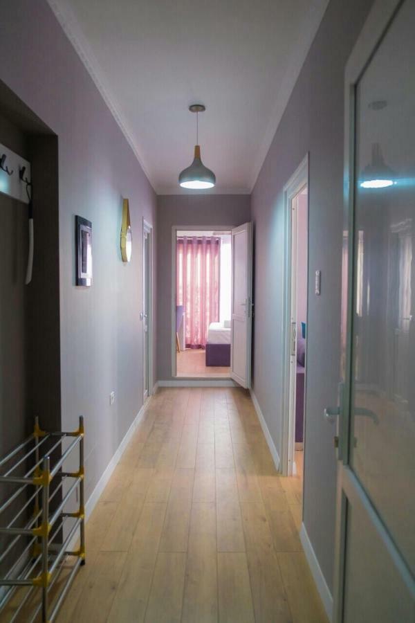 Modern Furnished Apartment With View Тирана Екстериор снимка