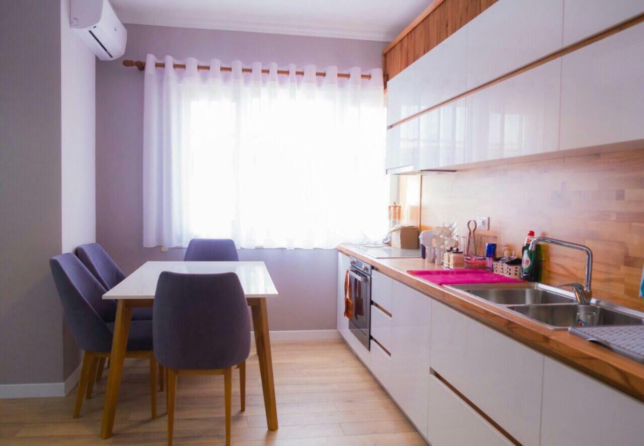 Modern Furnished Apartment With View Тирана Екстериор снимка