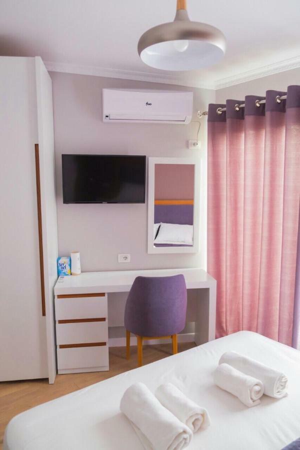 Modern Furnished Apartment With View Тирана Екстериор снимка