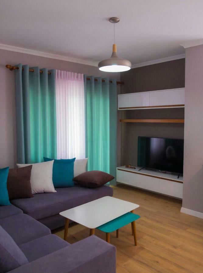 Modern Furnished Apartment With View Тирана Екстериор снимка