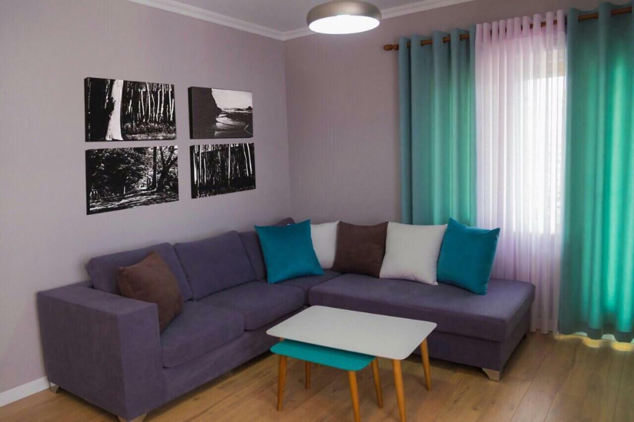Modern Furnished Apartment With View Тирана Екстериор снимка